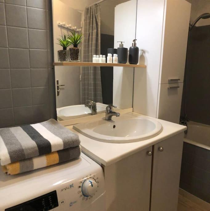 Appartement T2 Cosy Proche Centre Ville 반느 외부 사진